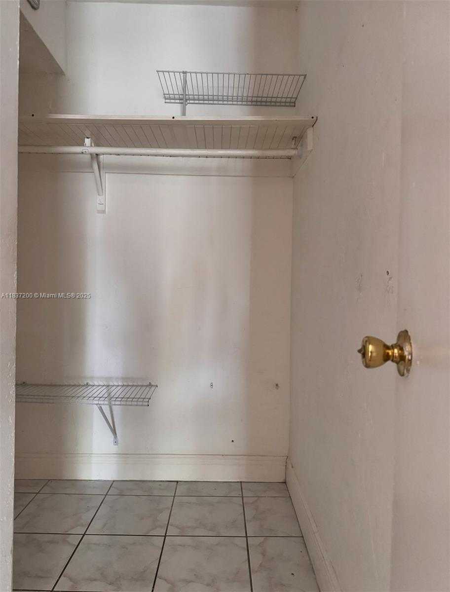 Small Image of 1230 WEST 54TH ST #207A, Hialeah Number 21