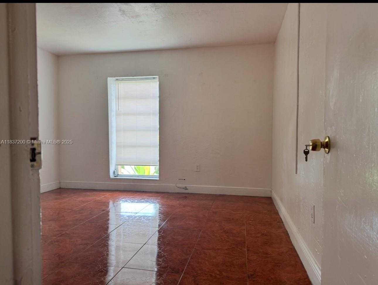 Small Image of 1230 WEST 54TH ST #207A, Hialeah Number 9