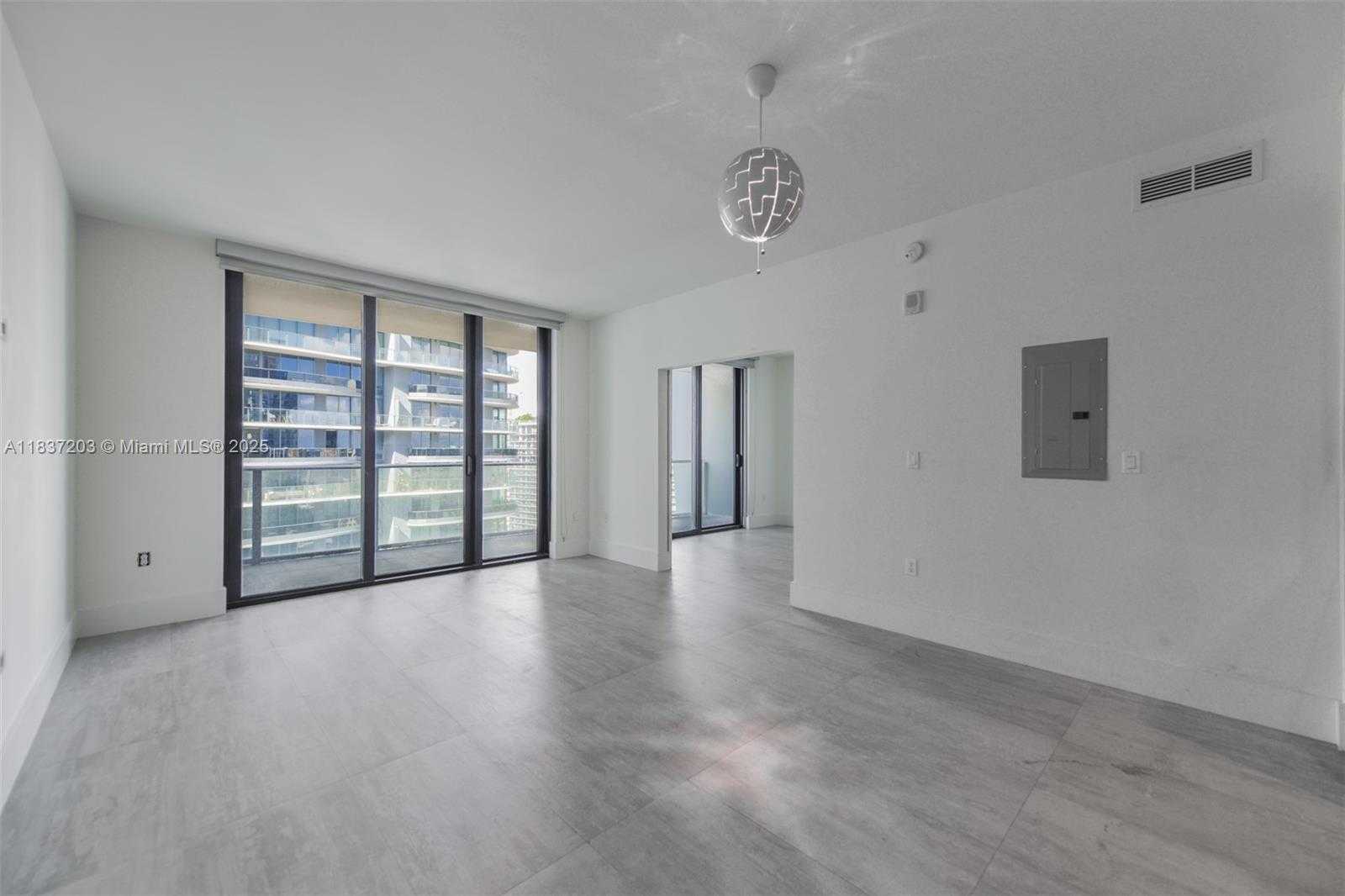 Small Image of 1010 BRICKELL AVE #4607, Miami Number 11