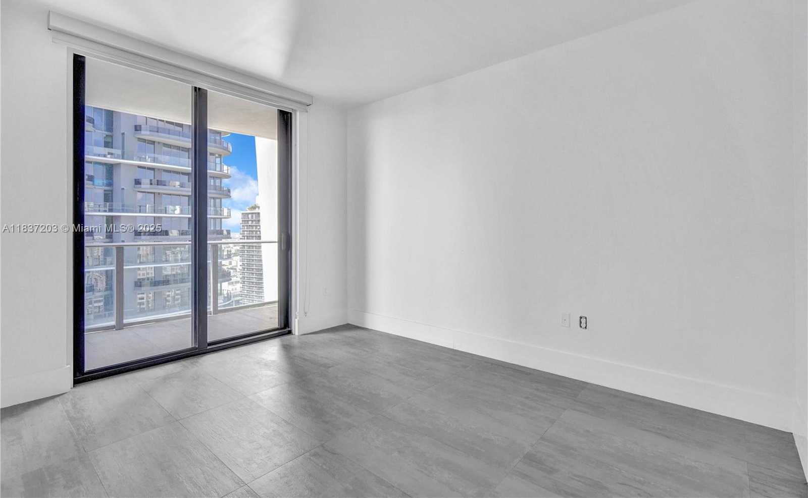 Small Image of 1010 BRICKELL AVE #4607, Miami Number 15