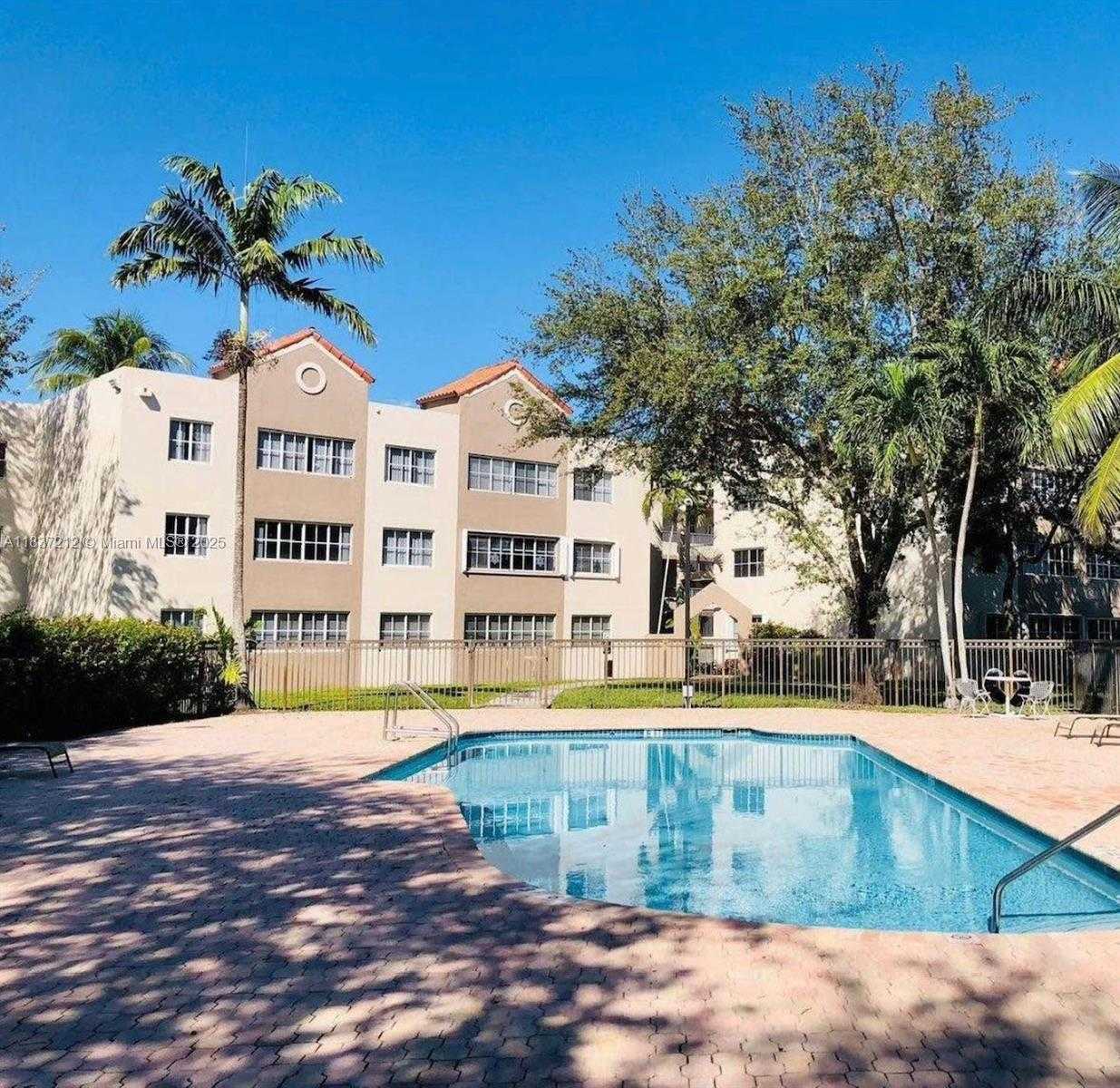 Small Image of 6155 NORTH WEST 186TH ST #212, Hialeah Number 10