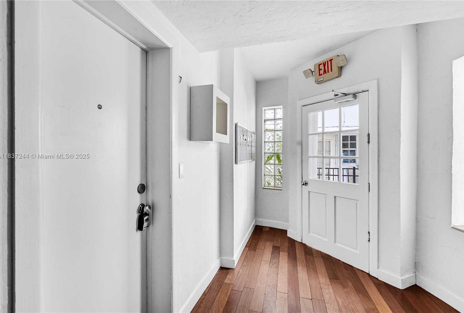 Small Image of 815 EUCLID AVE #7, Miami Beach Number 17