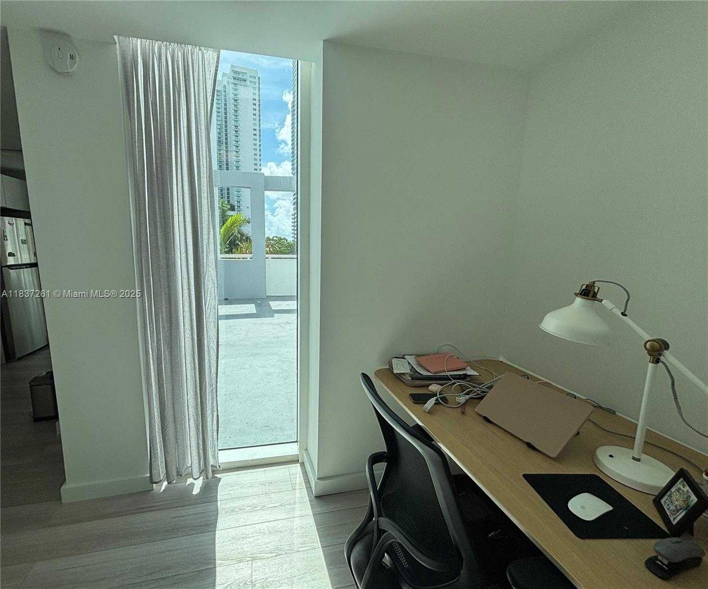 Small Image of 275 NORTH EAST 18TH ST #406, Miami Number 12