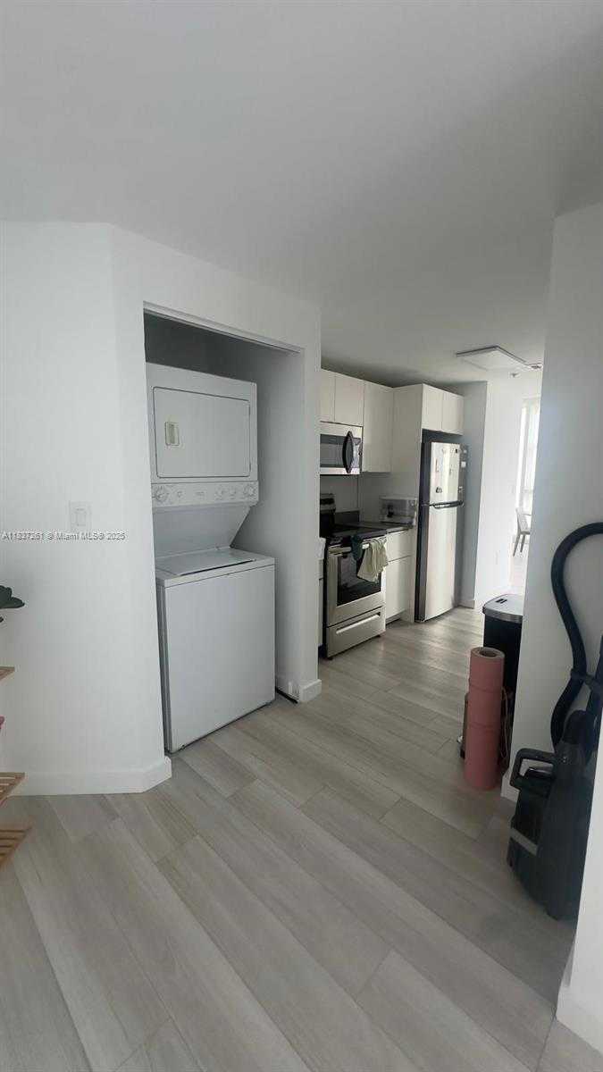 Small Image of 275 NORTH EAST 18TH ST #406, Miami Number 16