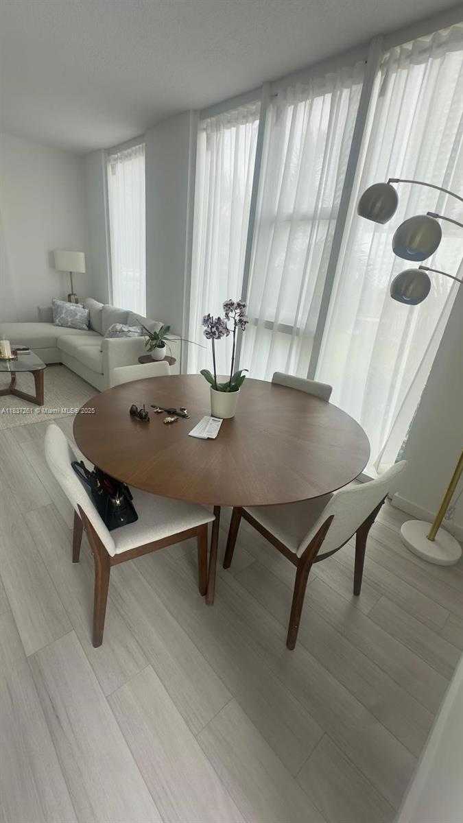 Small Image of 275 NORTH EAST 18TH ST #406, Miami Number 4