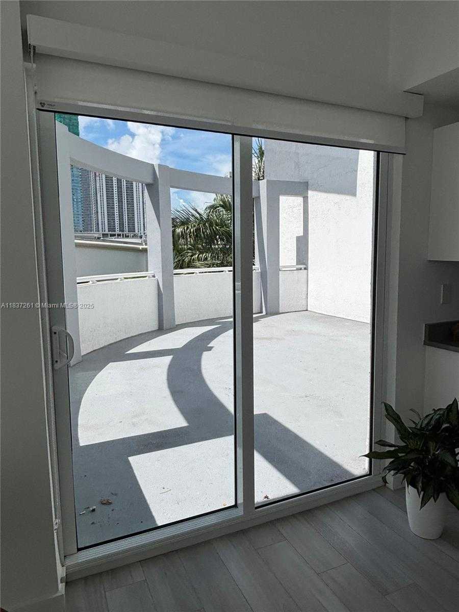 Small Image of 275 NORTH EAST 18TH ST #406, Miami Number 6