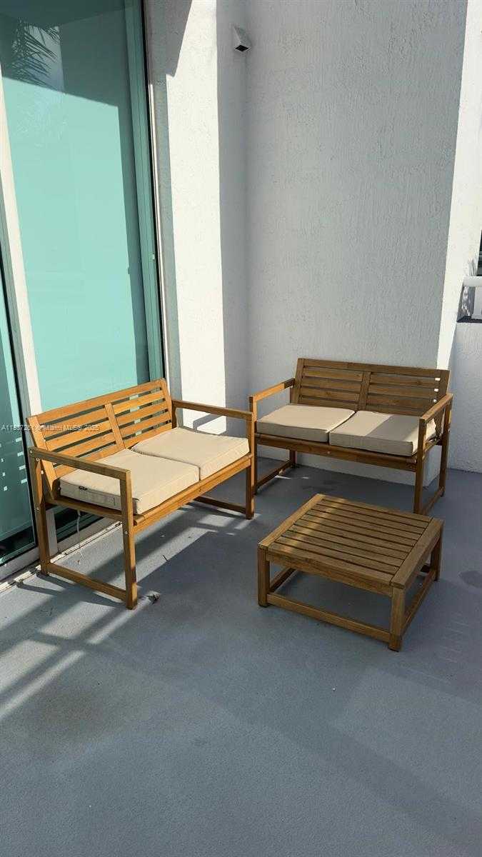 Small Image of 275 NORTH EAST 18TH ST #406, Miami Number 9