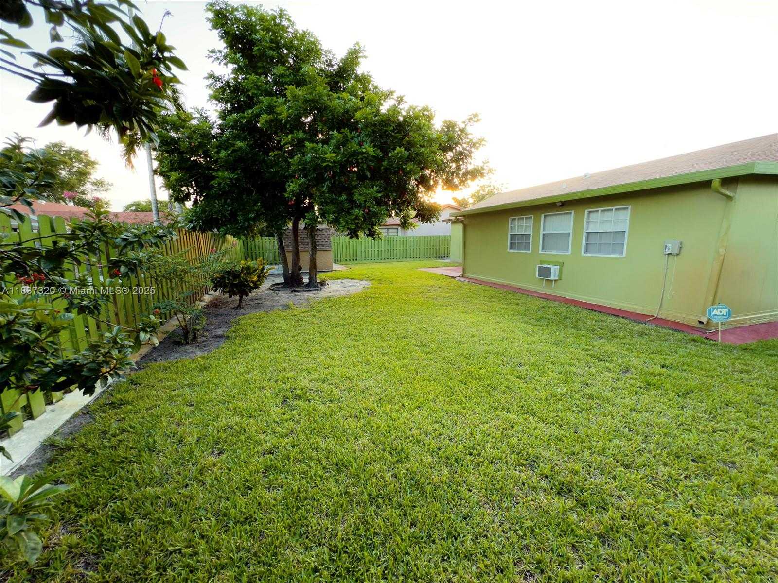 Small Image of 8510 NORTH WEST 8TH ST, Pembroke Pines Number 13