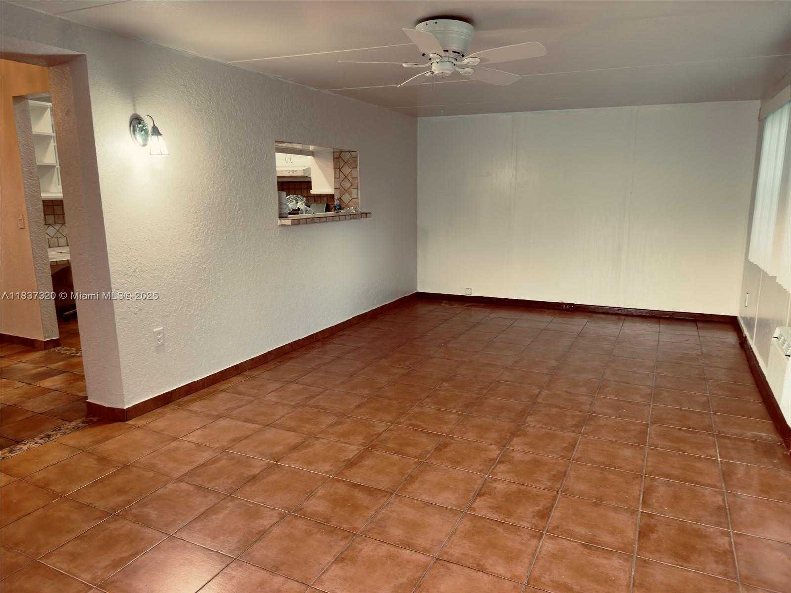 Small Image of 8510 NORTH WEST 8TH ST, Pembroke Pines Number 3