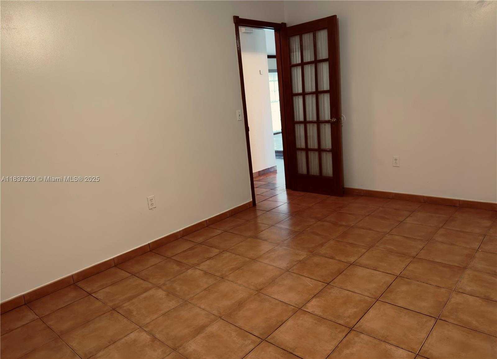 Small Image of 8510 NORTH WEST 8TH ST, Pembroke Pines Number 6