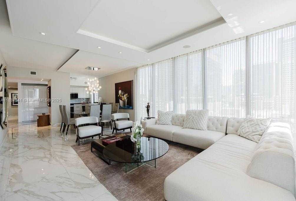 Small Image of 1010 BRICKELL AVE #1501, Miami Number 7