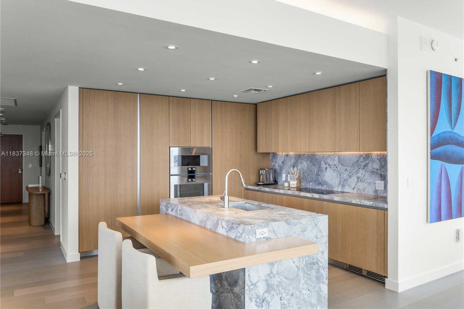 Small Image of 501 WEST AVE #3503, Miami Beach Number 11