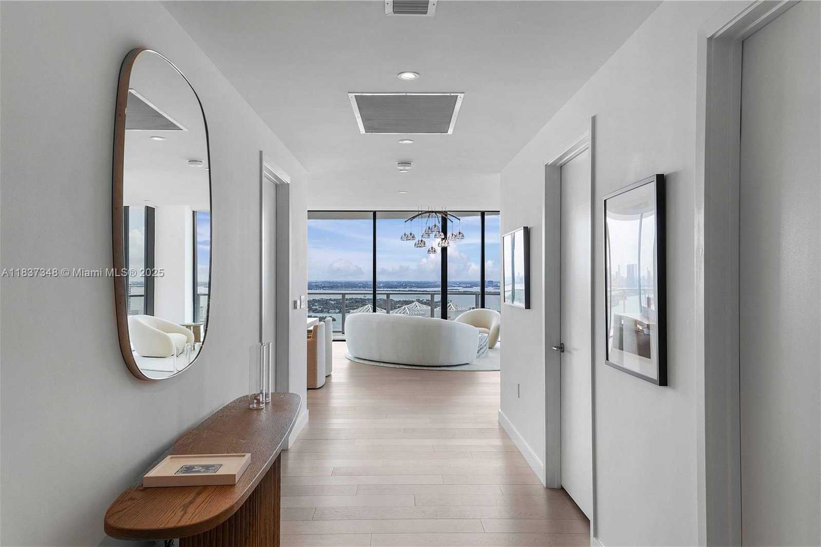 Small Image of 501 WEST AVE #3503, Miami Beach Number 2