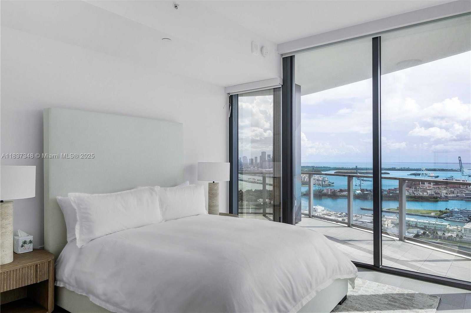 Small Image of 501 WEST AVE #3503, Miami Beach Number 31