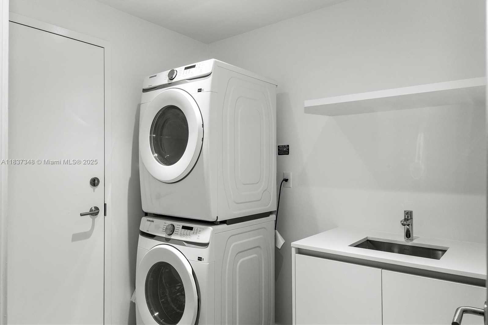 Small Image of 501 WEST AVE #3503, Miami Beach Number 40