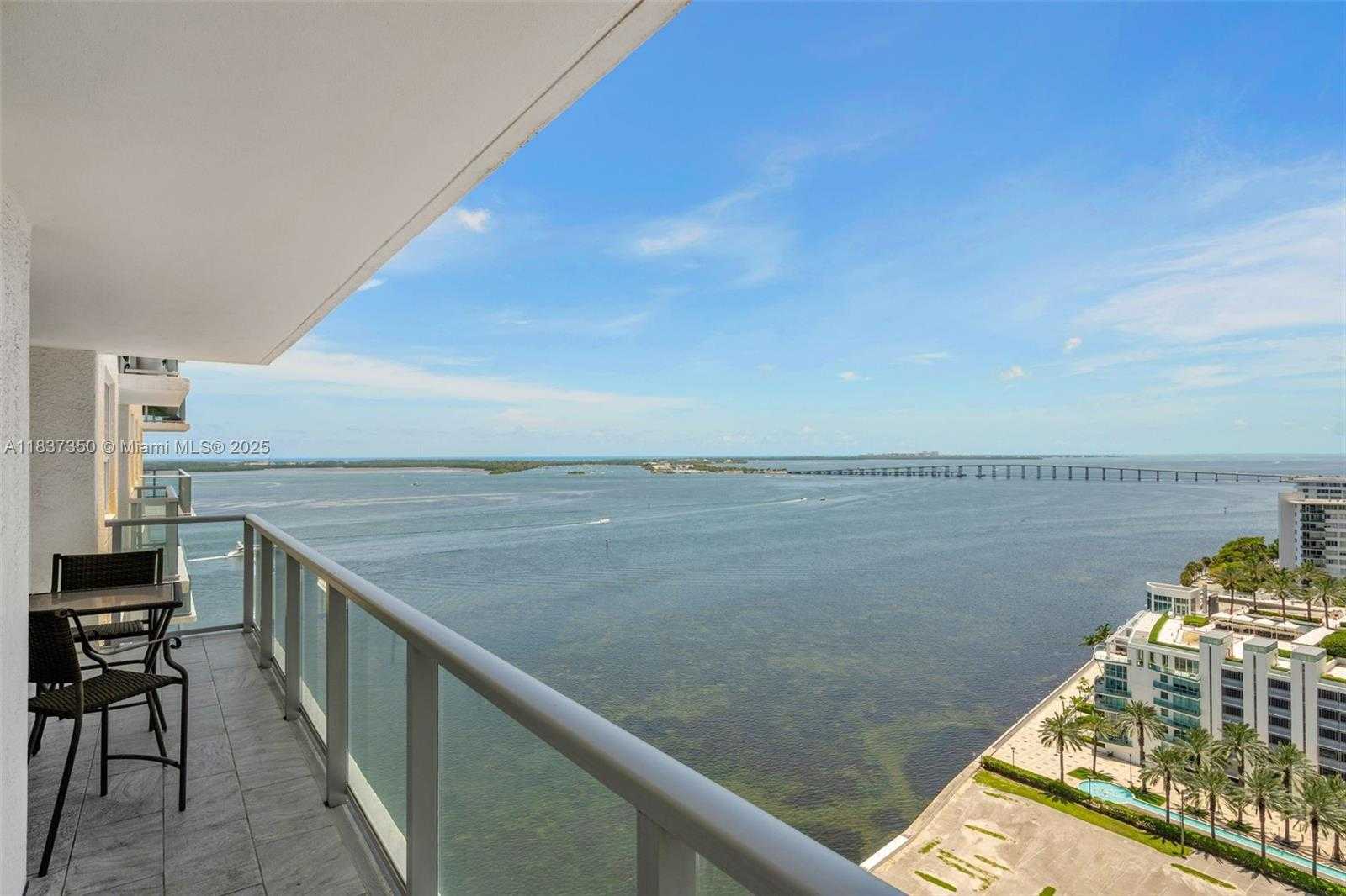 Small Image of 1155 BRICKELL BAY DR #2007, Miami Number 14