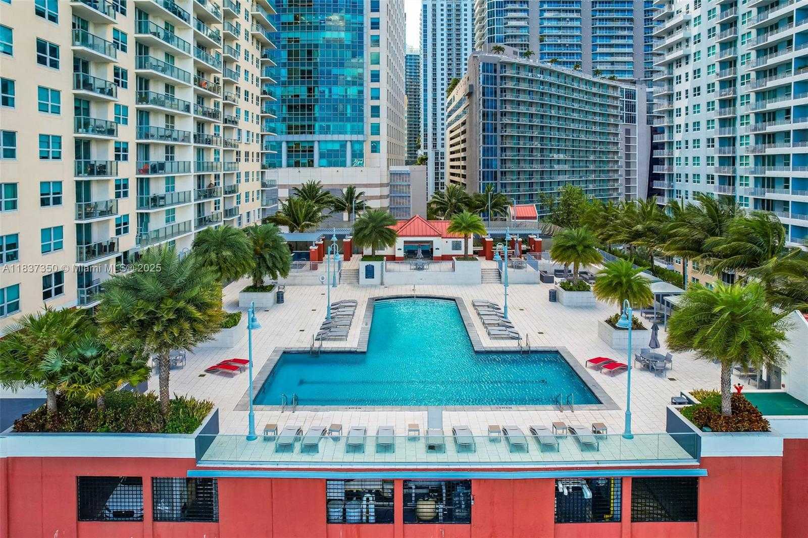 Small Image of 1155 BRICKELL BAY DR #2007, Miami Number 17