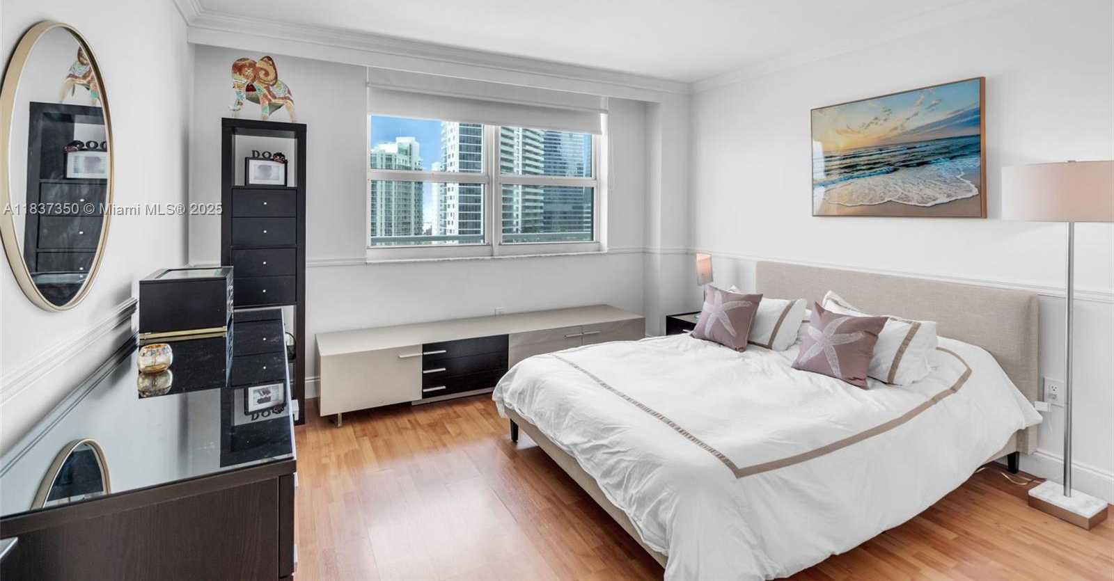 Small Image of 1155 BRICKELL BAY DR #2007, Miami Number 9