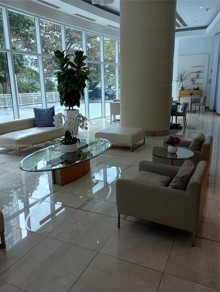Small Image of 2101 BRICKELL AVE #2504, Miami Number 18