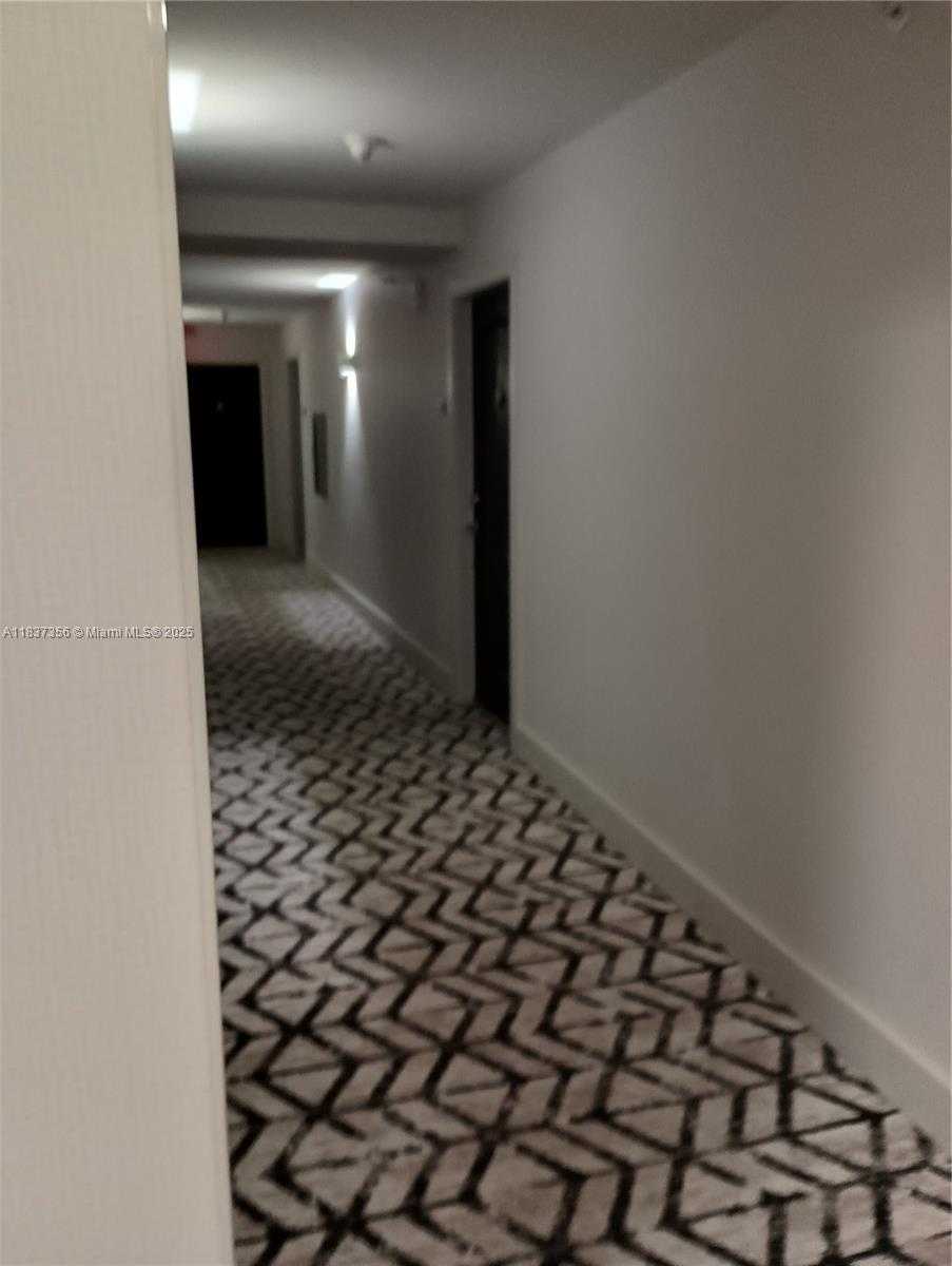 Small Image of 2101 BRICKELL AVE #2504, Miami Number 20