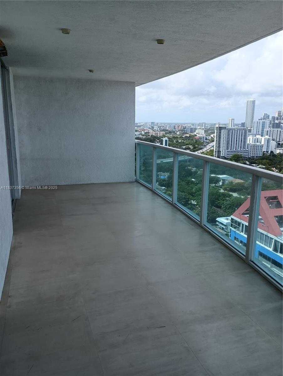 Small Image of 2101 BRICKELL AVE #2504, Miami Number 5