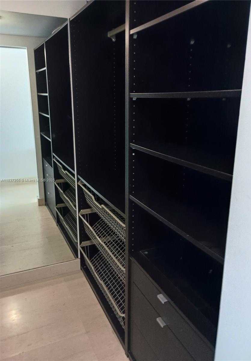 Small Image of 2101 BRICKELL AVE #2504, Miami Number 9