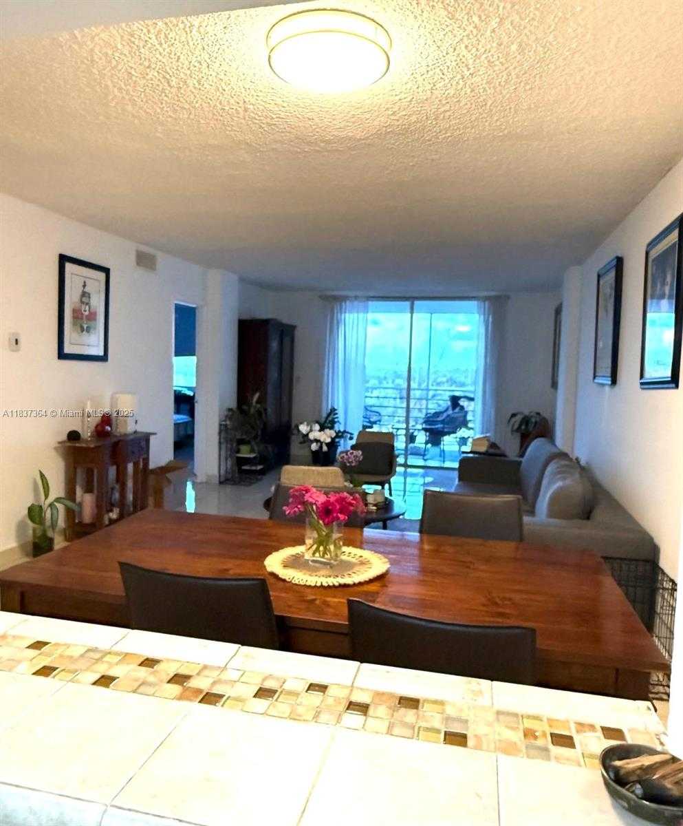 Small Image of 3660 NORTH EAST 166TH ST #703, North Miami Beach Number 4