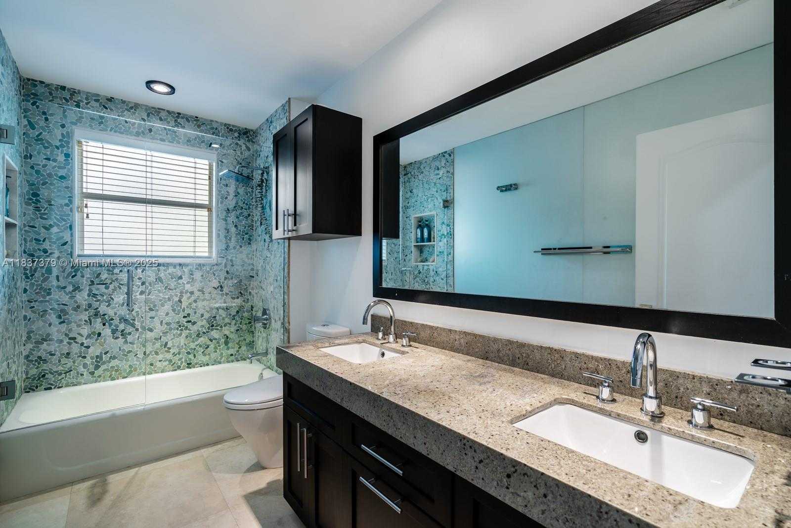 Small Image of 2535 GOLF VIEW DR, Weston Number 17