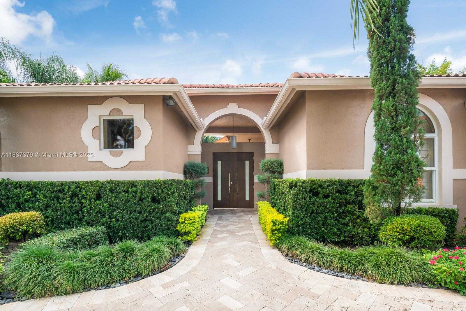 Small Image of 2535 GOLF VIEW DR, Weston Number 29