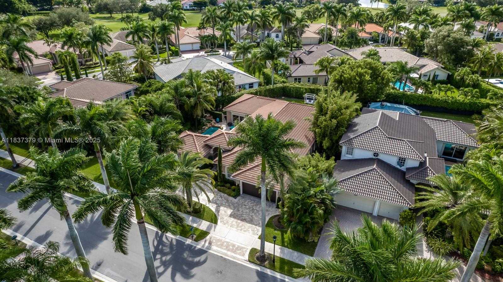 Small Image of 2535 GOLF VIEW DR, Weston Number 35