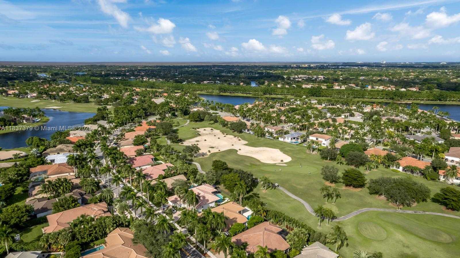 Small Image of 2535 GOLF VIEW DR, Weston Number 36