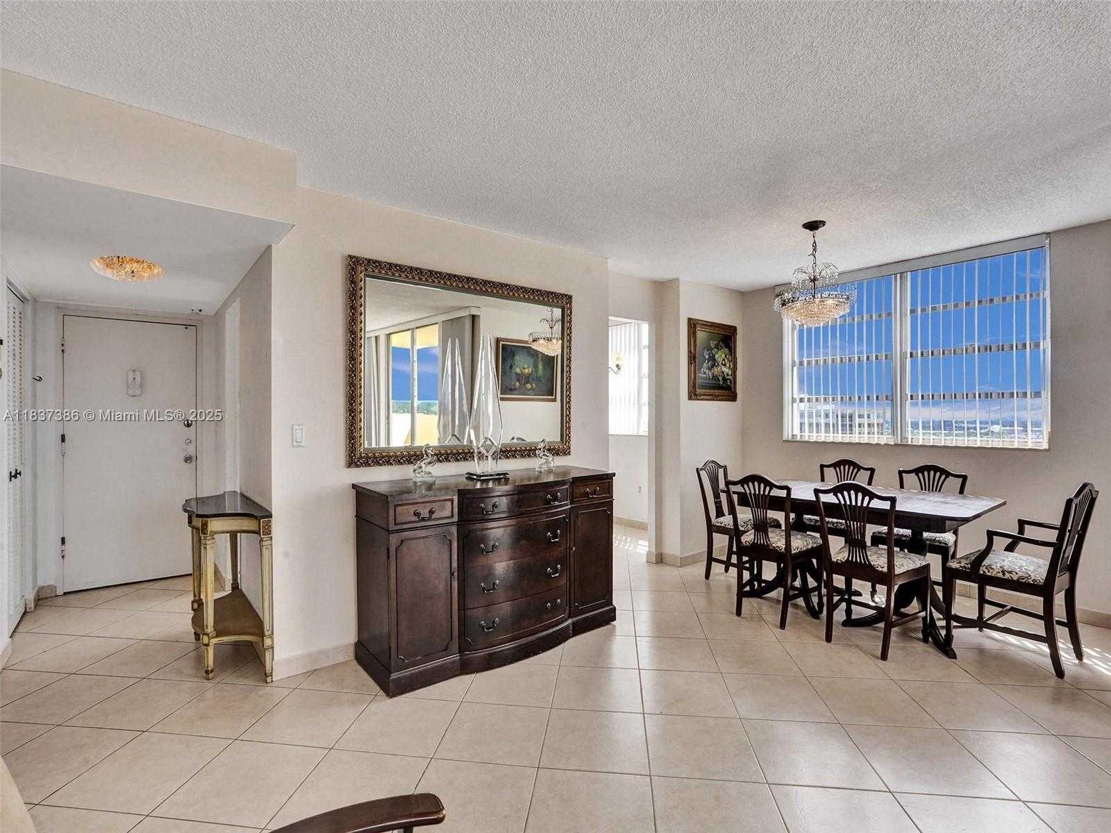 Small Image of 1833 SOUTH OCEAN DR #1511, Hallandale Beach Number 28