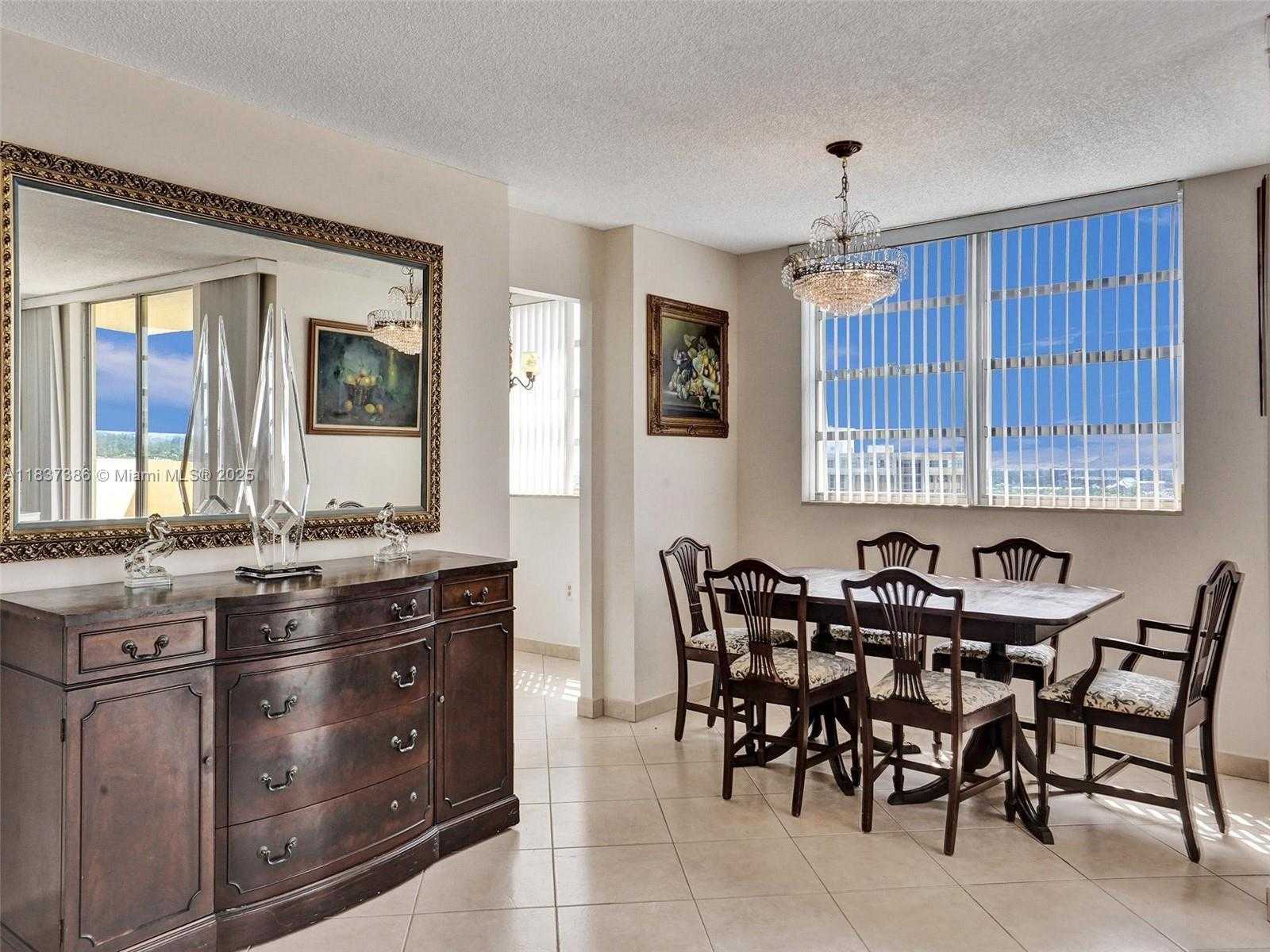 Small Image of 1833 SOUTH OCEAN DR #1511, Hallandale Beach Number 29