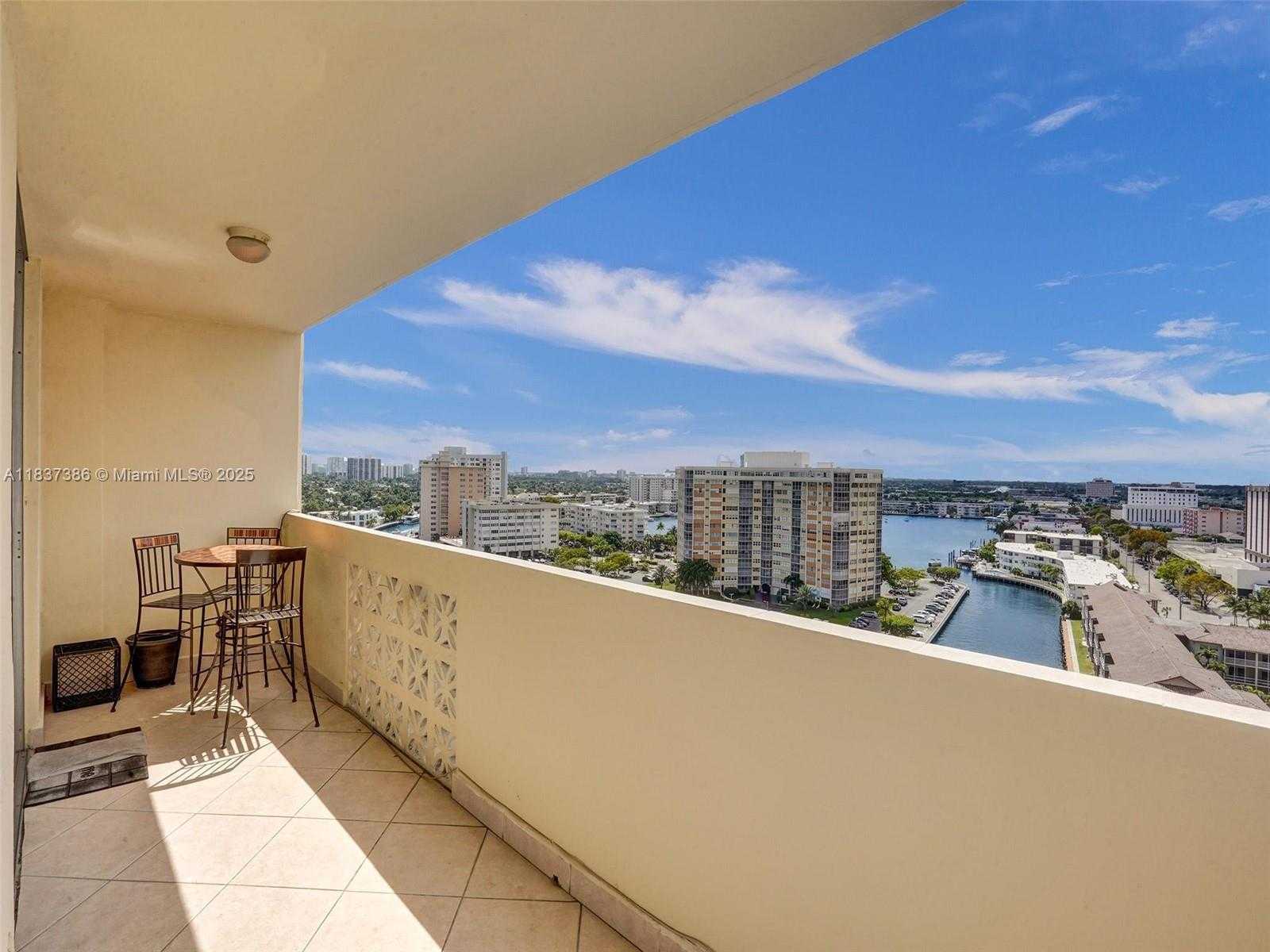 Small Image of 1833 SOUTH OCEAN DR #1511, Hallandale Beach Number 39