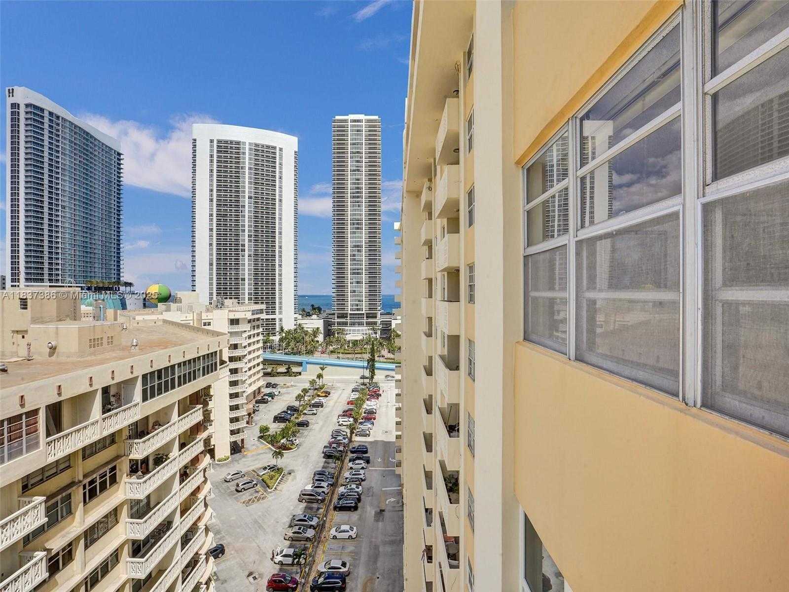 Small Image of 1833 SOUTH OCEAN DR #1511, Hallandale Beach Number 41