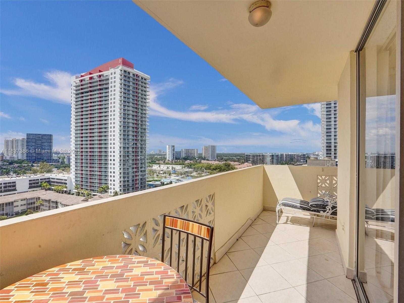 Small Image of 1833 SOUTH OCEAN DR #1511, Hallandale Beach Number 8
