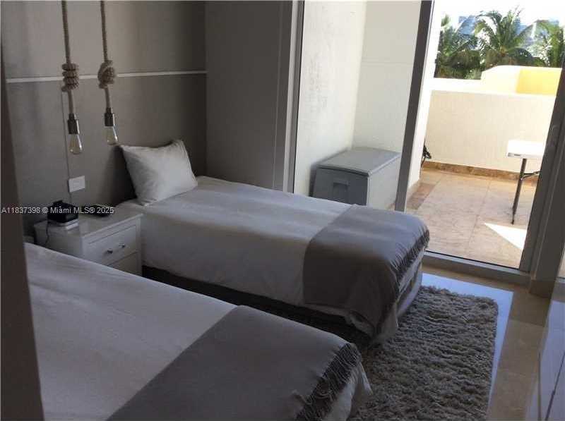 Small Image of 17875 COLLINS AVE #505, Sunny Isles Beach Number 33