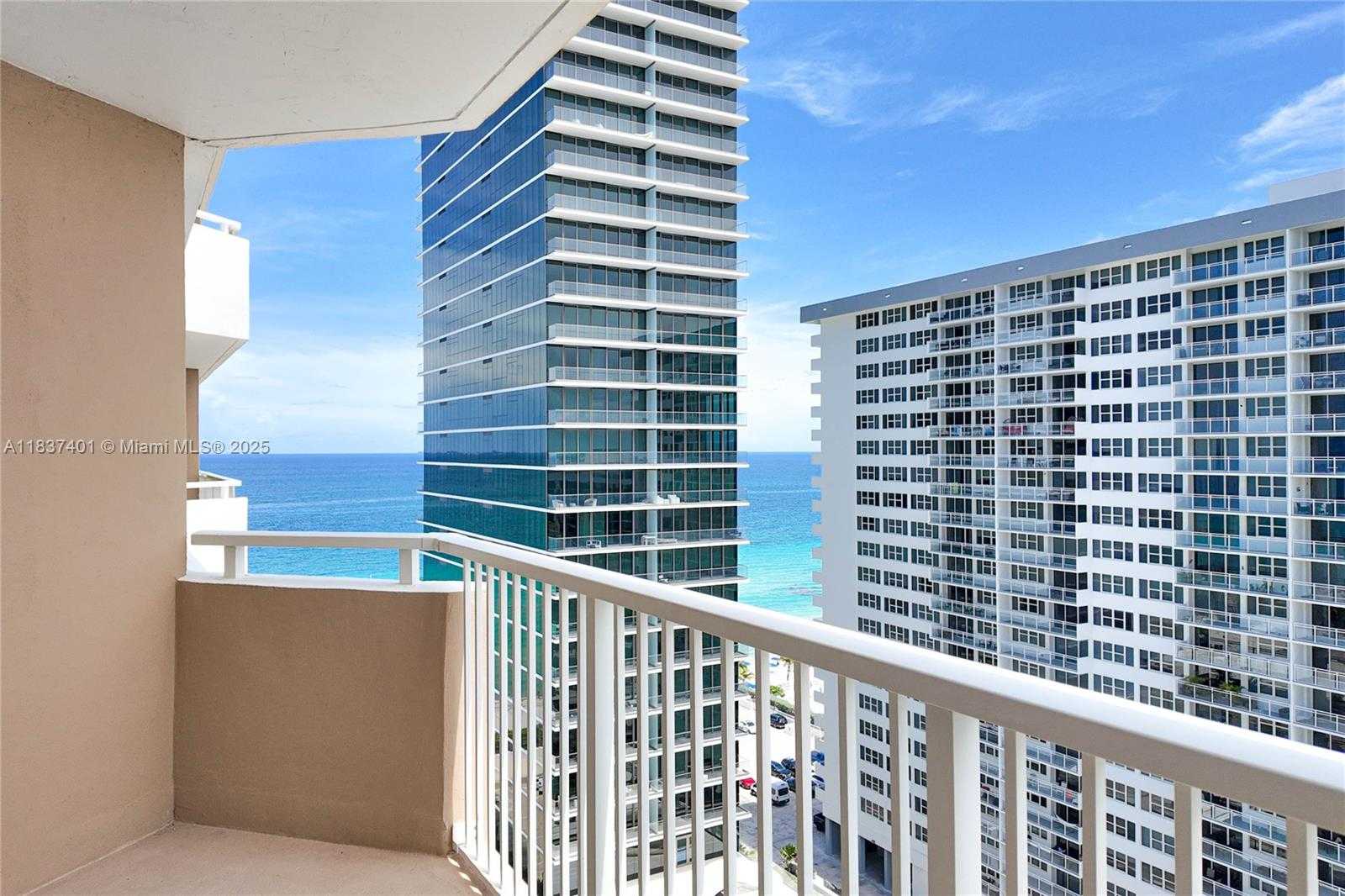 Small Image of 1980 SOUTH OCEAN DR #17L, Hallandale Beach Number 13