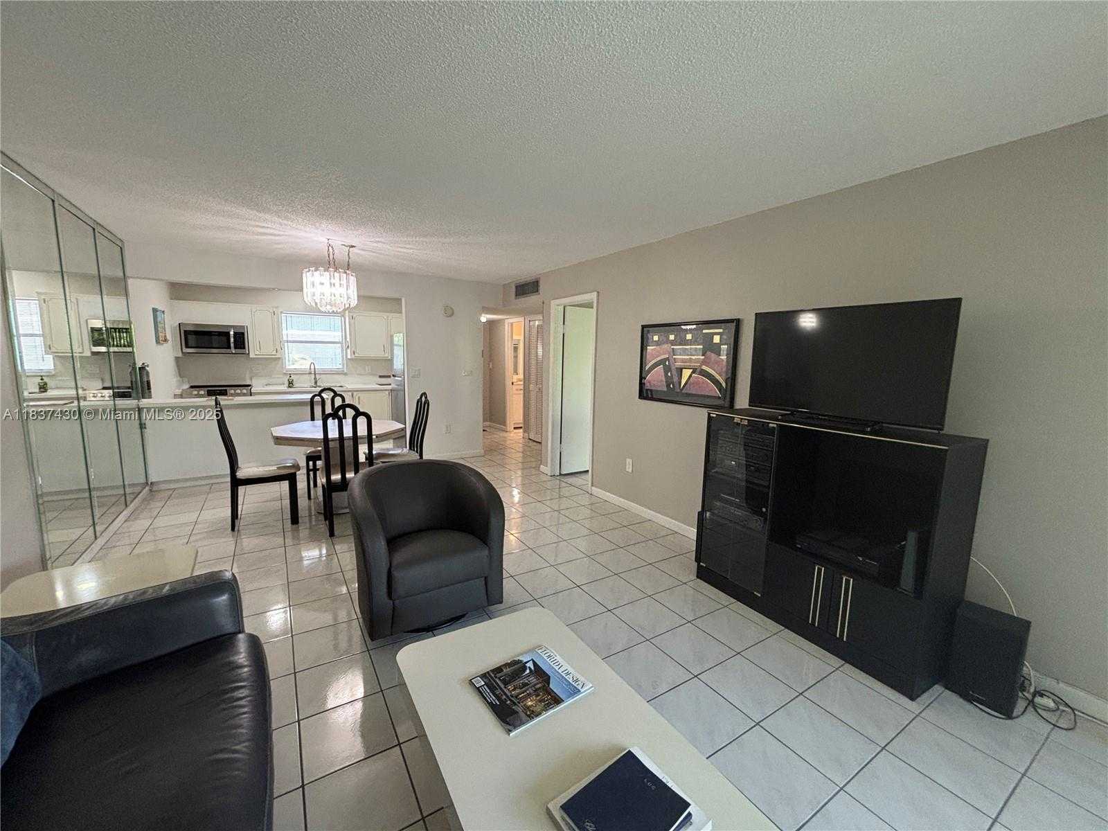 Small Image of 201 178TH DR #337, Sunny Isles Beach Number 2