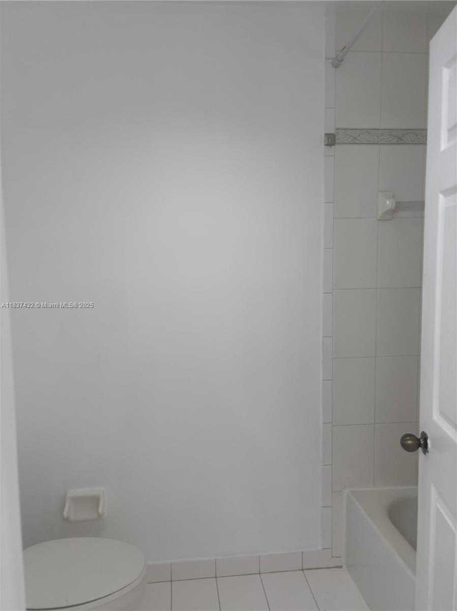 Small Image of 9620 SOUTH WEST 138TH AVE #9620, Miami Number 10