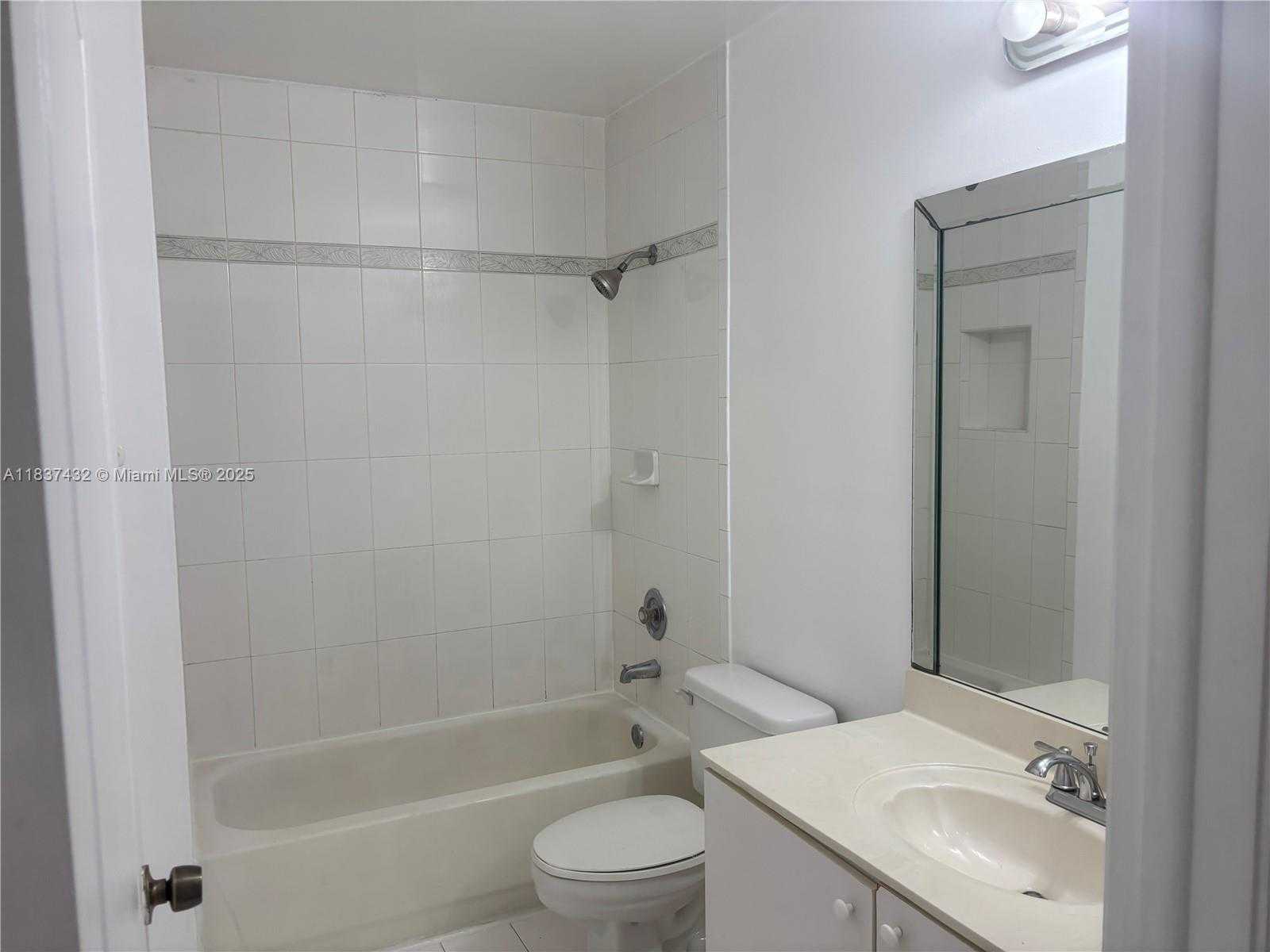 Small Image of 9620 SOUTH WEST 138TH AVE #9620, Miami Number 14