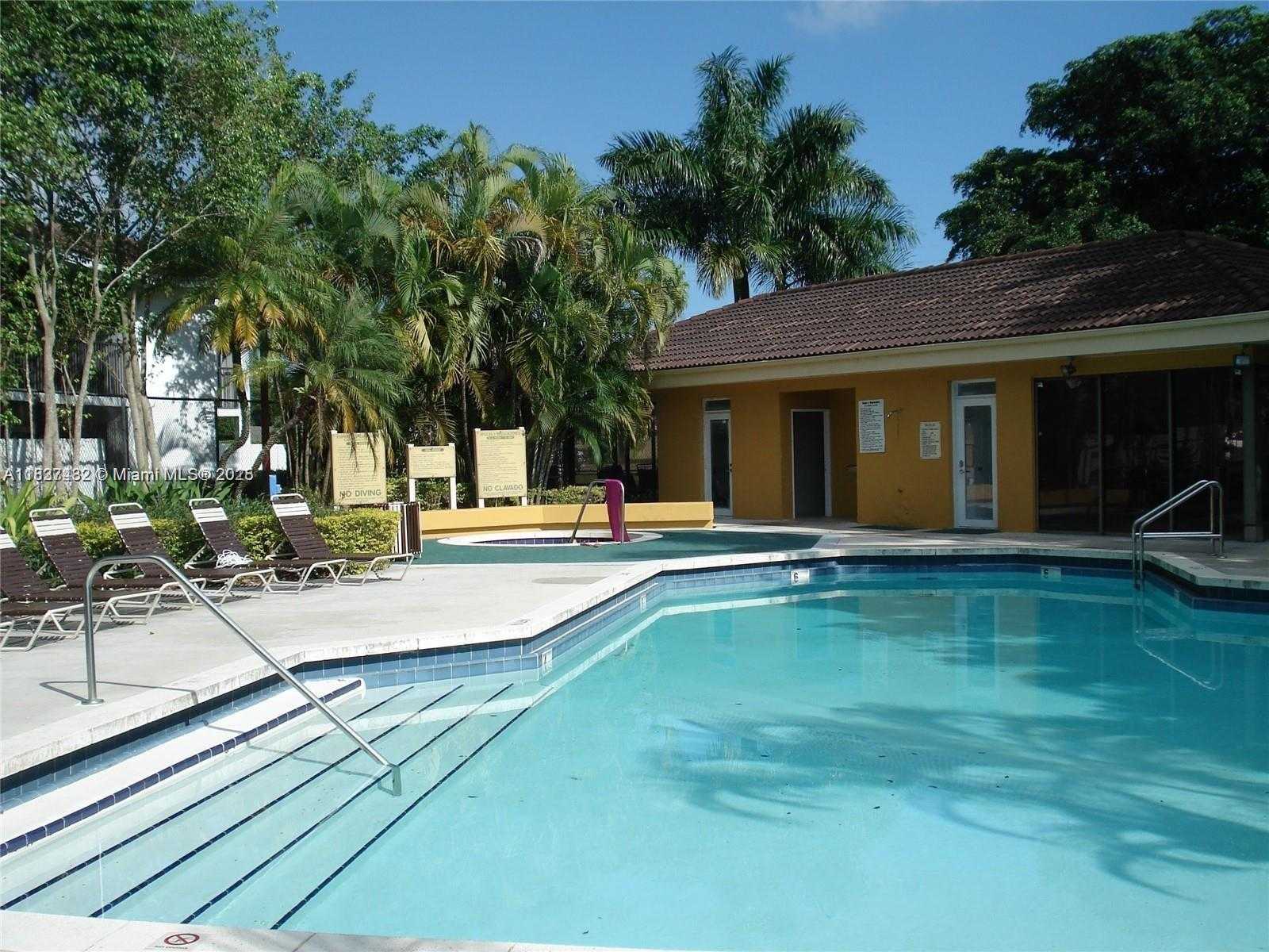 Small Image of 9620 SOUTH WEST 138TH AVE #9620, Miami Number 18