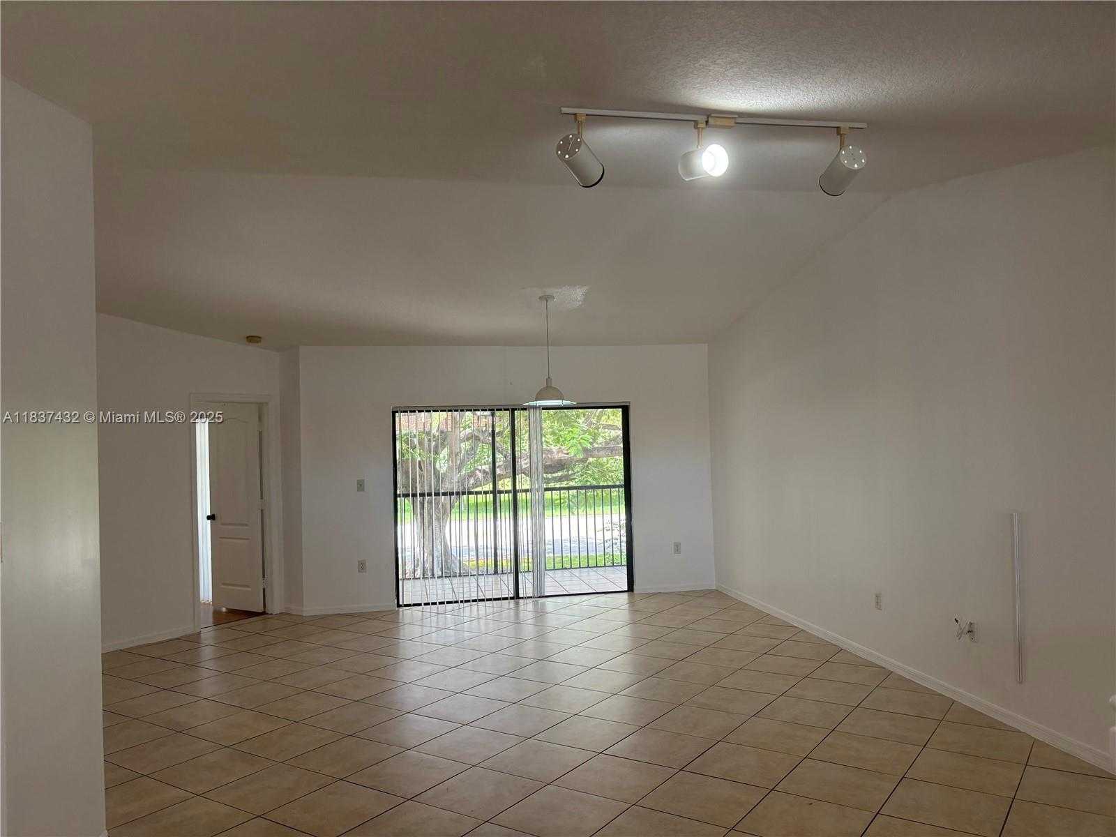 Small Image of 9620 SOUTH WEST 138TH AVE #9620, Miami Number 2