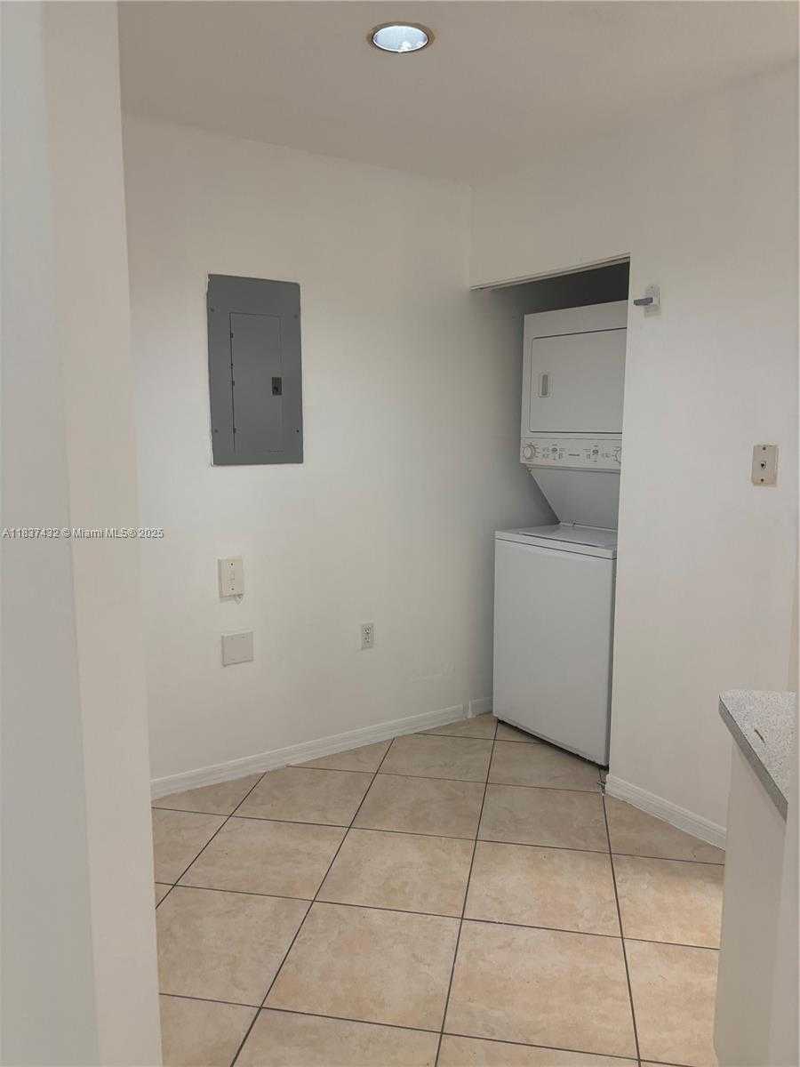 Small Image of 9620 SOUTH WEST 138TH AVE #9620, Miami Number 6