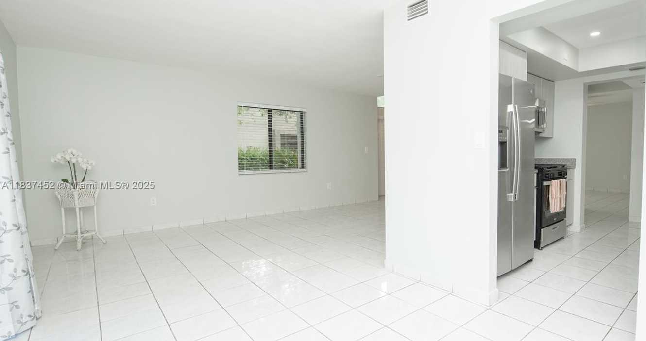 Small Image of 10945 SOUTH WEST 113TH PL #1B, Miami Number 13