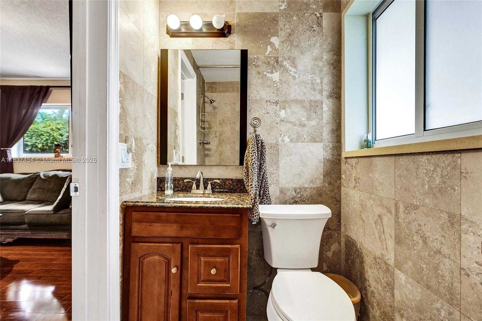 Small Image of 1155 SOUTH BISCAYNE POINT RD, Miami Beach Number 10
