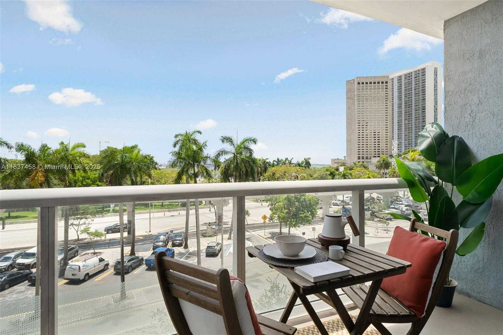 Small Image of 50 BISCAYNE BLVD #411, Miami Number 19