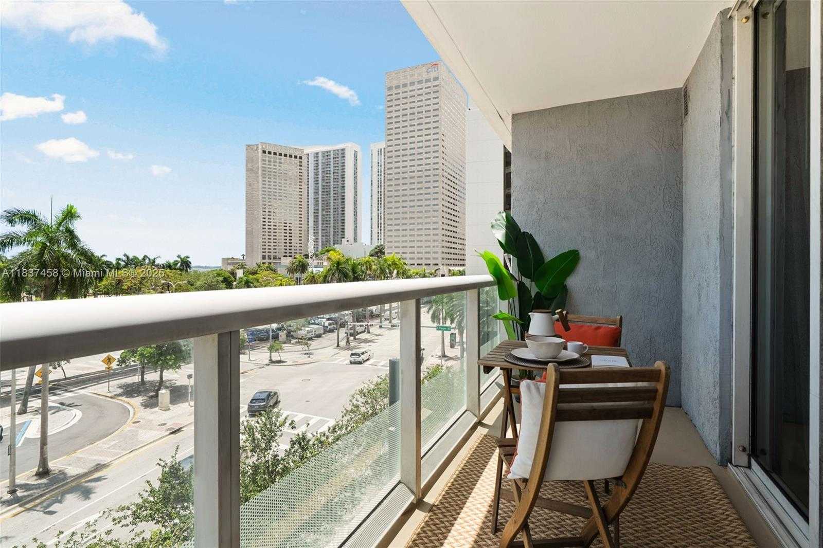 Small Image of 50 BISCAYNE BLVD #411, Miami Number 20