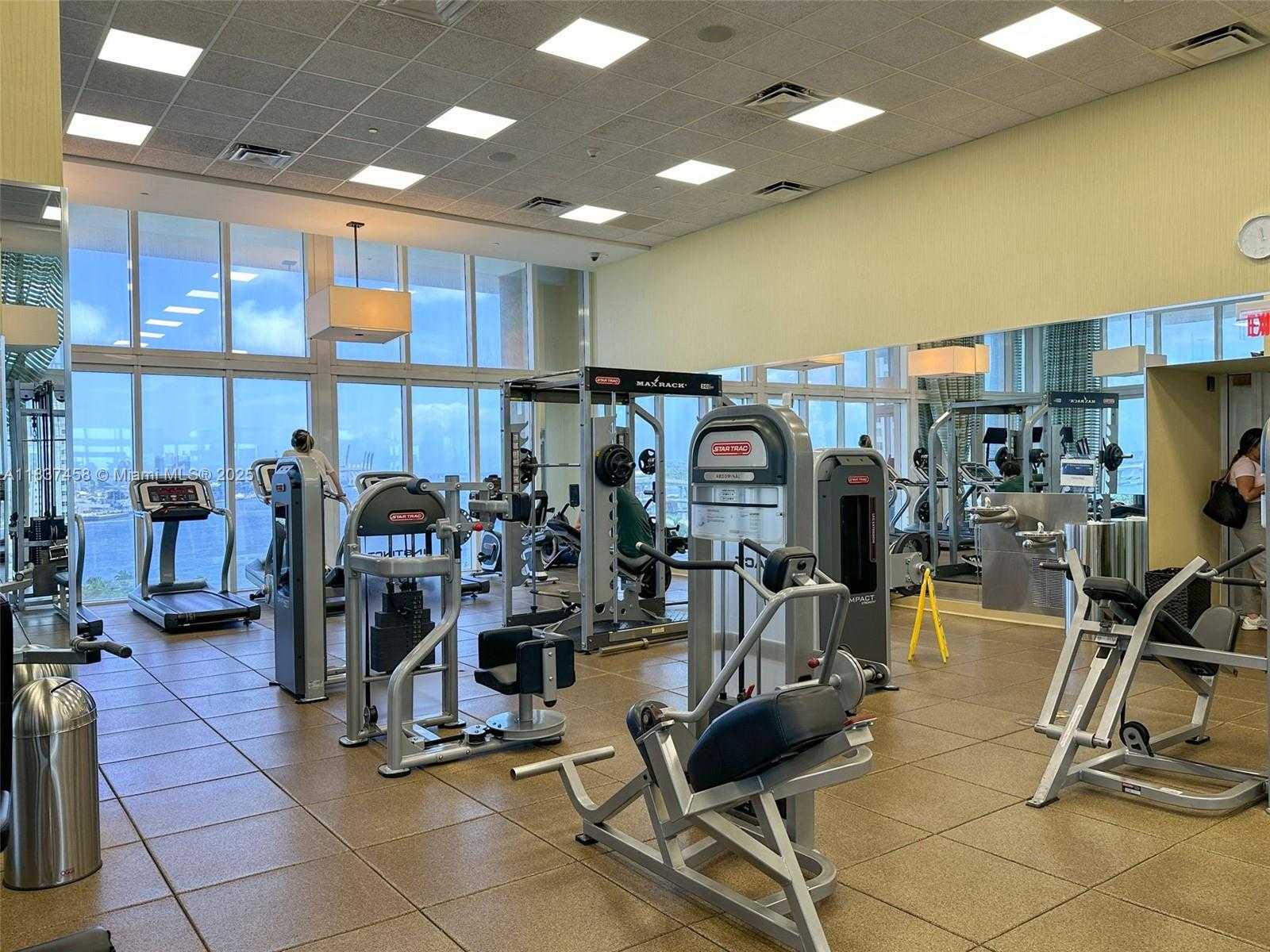 Small Image of 50 BISCAYNE BLVD #411, Miami Number 27