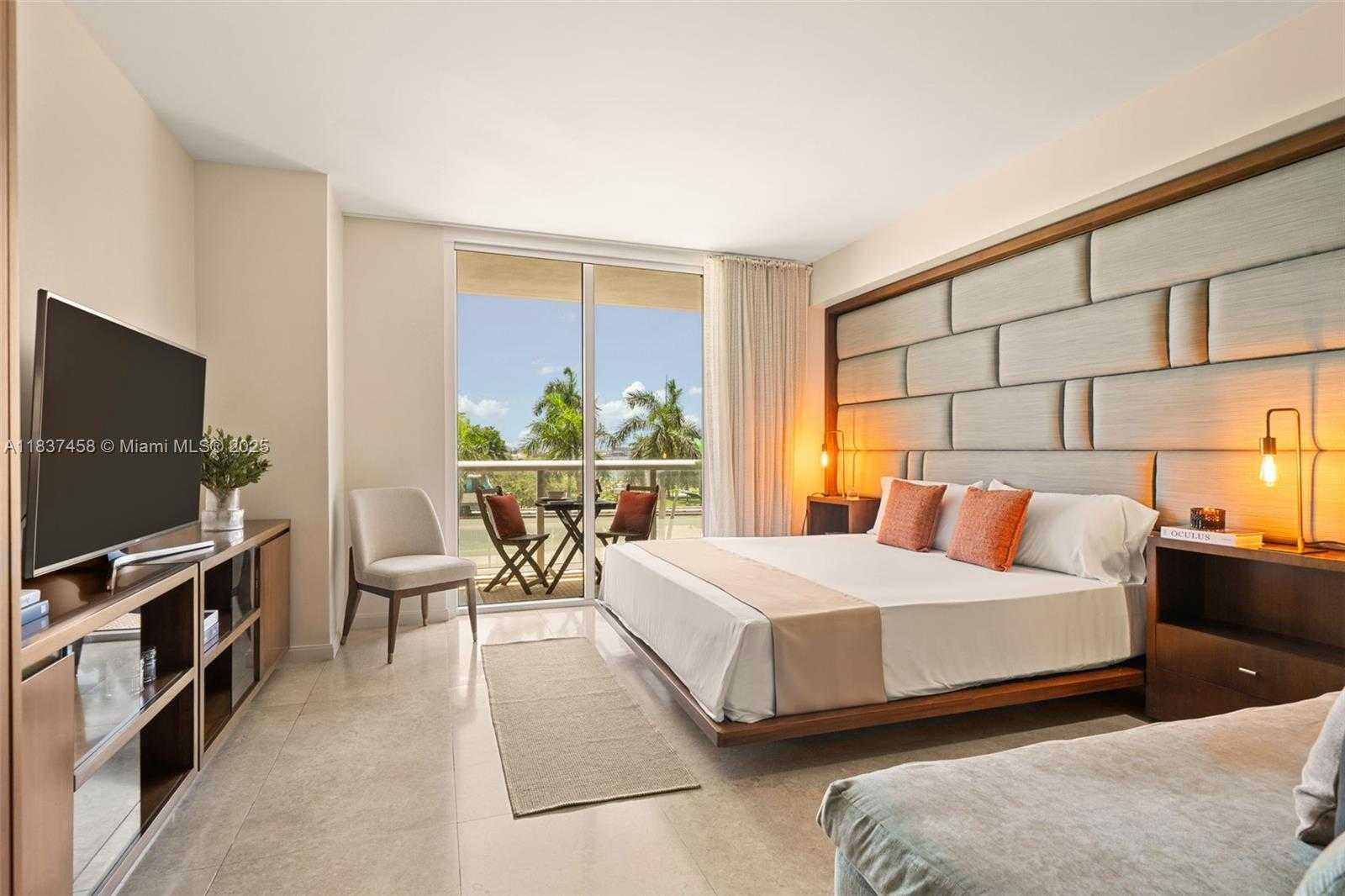 Small Image of 50 BISCAYNE BLVD #411, Miami Number 5